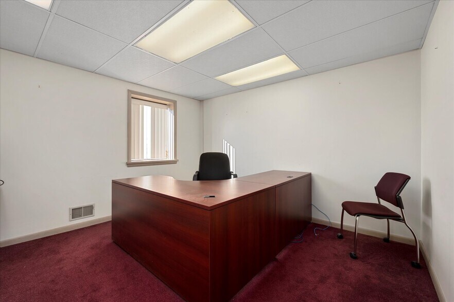 More Photos Of 1660 Champlin Ave, Utica Office Residential For Sale