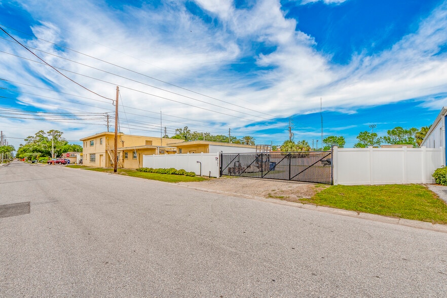 More Photos Of 701 N Martin Luther King Jr Ave, Clearwater Warehouse For Sale