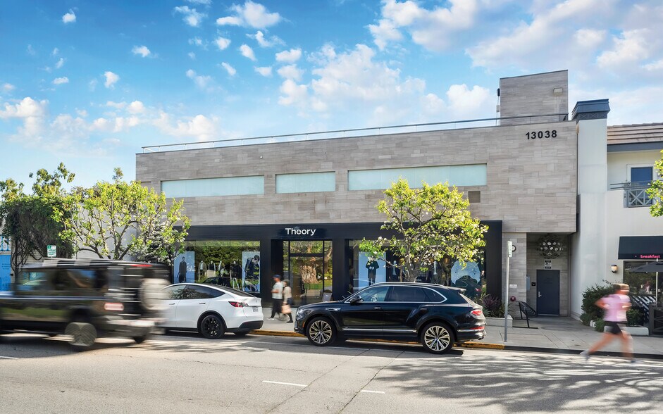 More Photos Of 13038 San Vicente Blvd, Los Angeles Freestanding For Sale