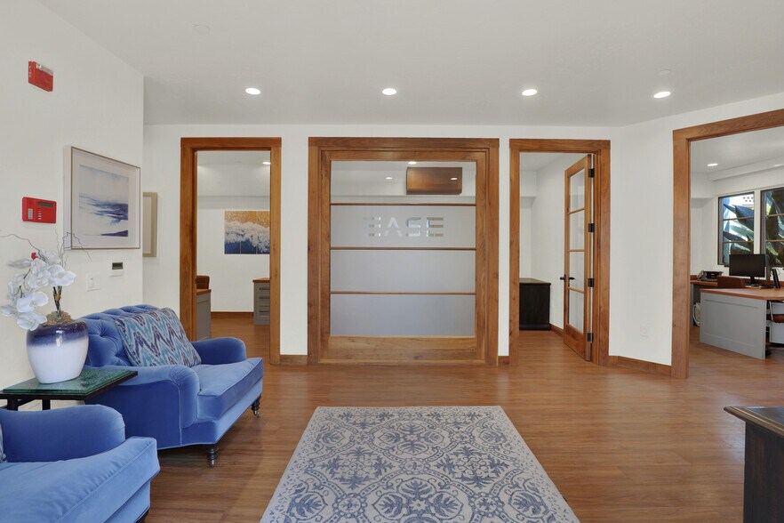More Photos Of 1403 N El Camino Real, San Clemente Office For Lease