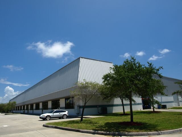 More Photos Of 571 Haverty Ct, Rockledge Manufacturing For Lease