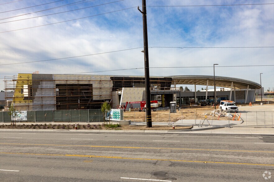 More Photos Of 465 Crenshaw Blvd, Torrance Restaurant For Lease