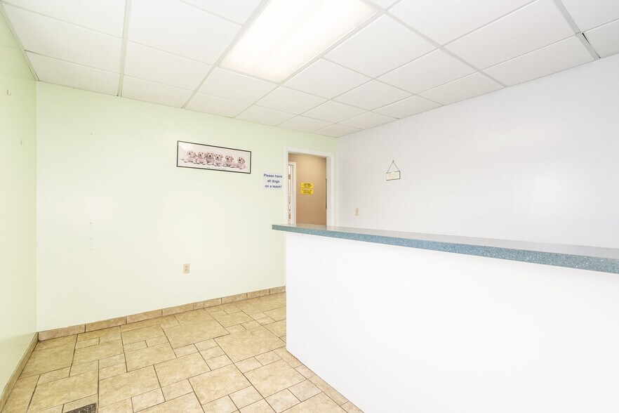 More Photos Of 503 E Russell Rd, Tecumseh Specialty For Sale