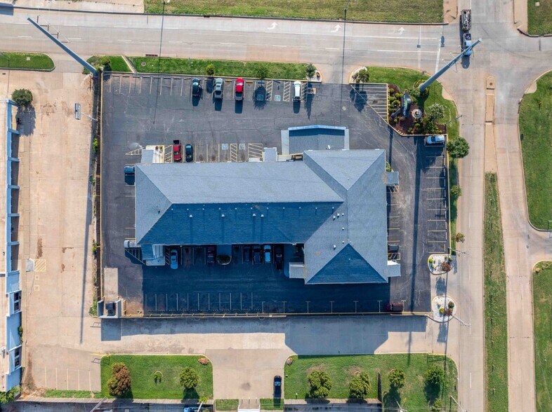 More Photos Of 8217 S I-35 Service Rd, Oklahoma City Hotel For Sale