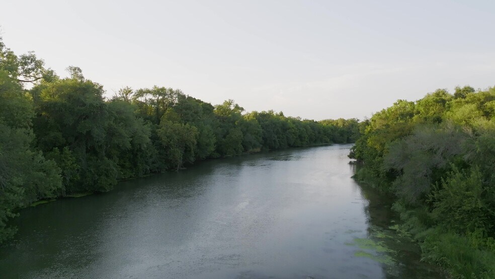 More Photos Of 2600 State Highway 71, Cedar Creek Land For Sale