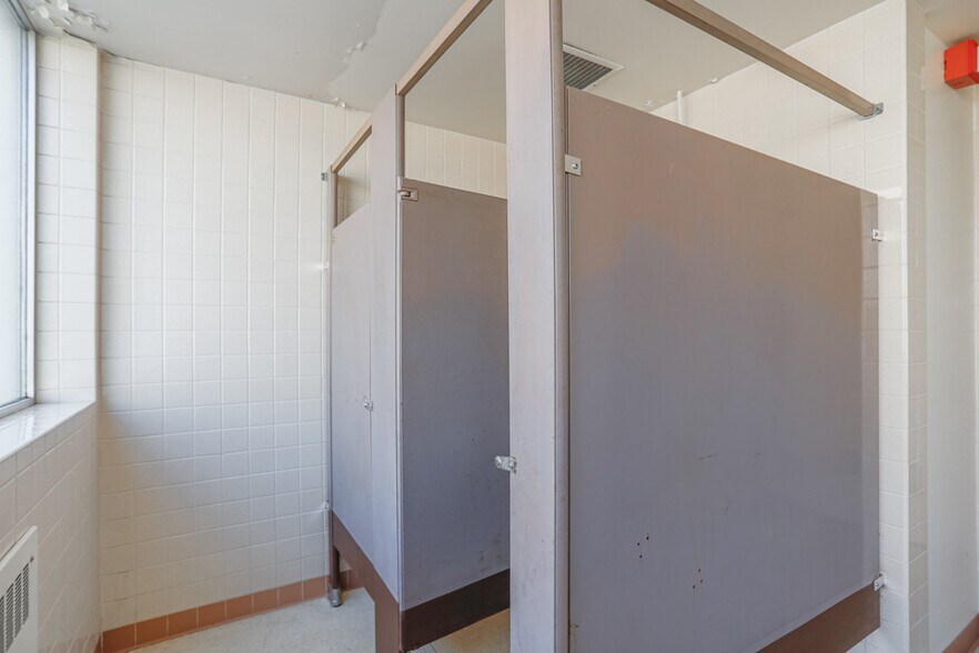 More Photos Of 2801 N 7th St, Wausau Medical For Sale