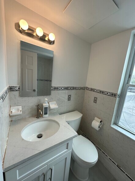 More Photos Of 182-28 & 182-30 Hillside Ave, Jamaica Storefront Retail Residential For Sale