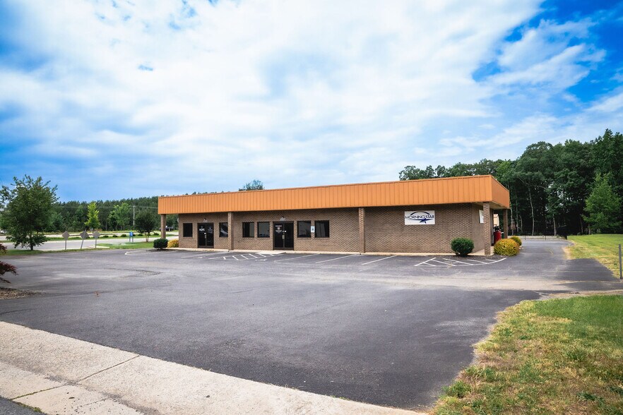 More Photos Of 303 Highway 740, Albemarle Office For Sale