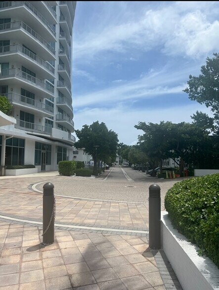 More Photos Of 1420 16th St, Miami Beach Apartments For Sale