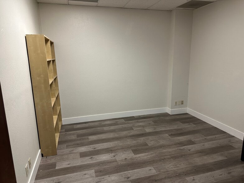 More Photos Of 3051 Corvin Dr, Santa Clara Service For Lease