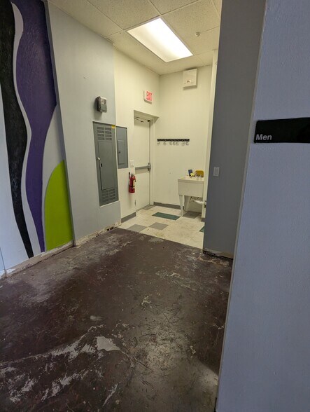 More Photos Of 602-624 Barnes Blvd, Rockledge Unknown For Lease