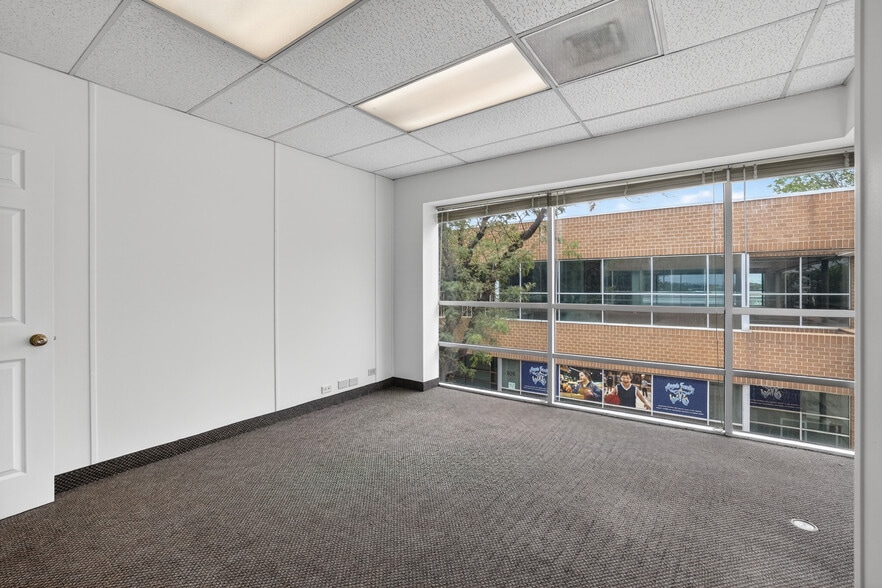More Photos Of 441 Wadsworth Blvd, Lakewood Medical For Lease