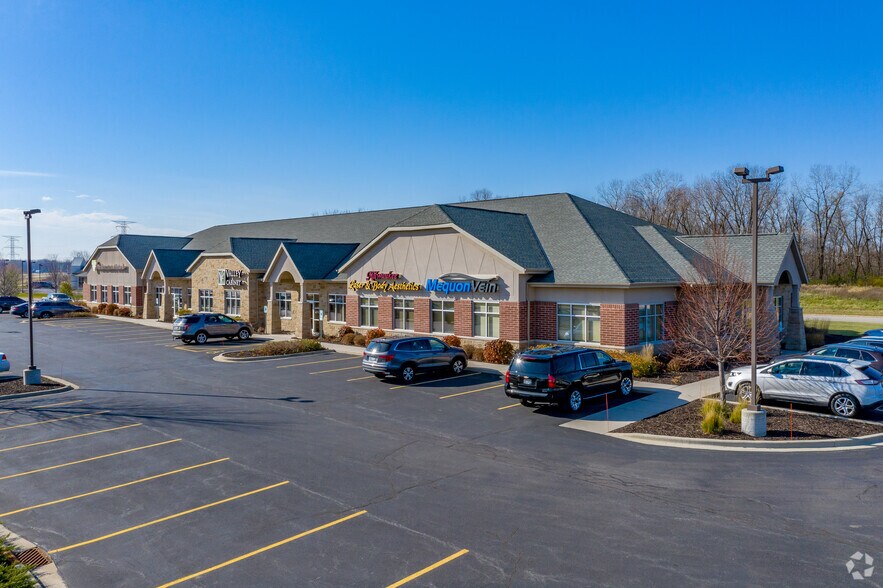 More Photos Of W189N11100 Klienmann Dr, Germantown Office For Lease