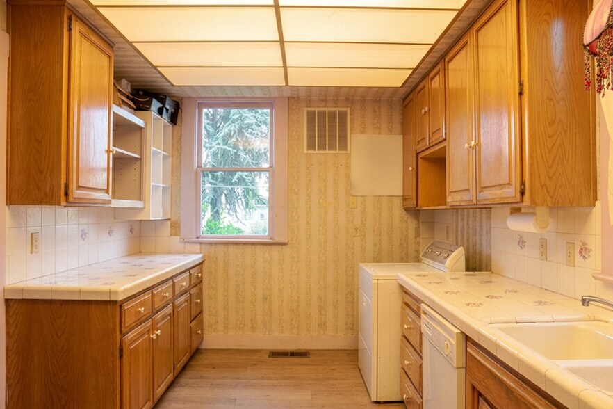 More Photos Of 242 W Liberty St, Reno Office Residential For Sale