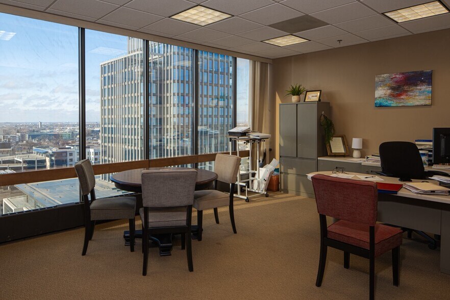 More Photos Of 201 5th St N, Fargo Hotel For Lease