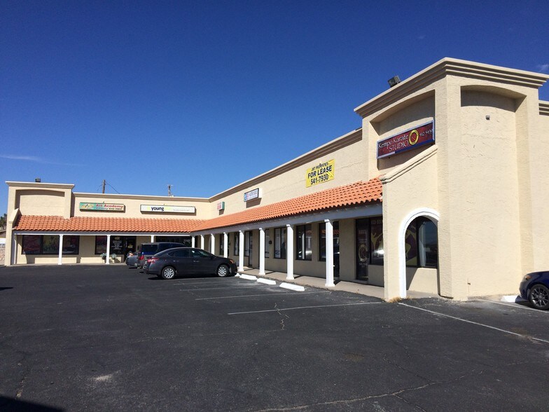 More Photos Of 300 N Resler Dr, El Paso Unknown For Lease