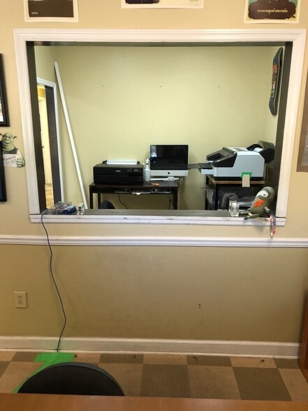 More Photos Of 302 Alabama St, Auburn Flex For Lease