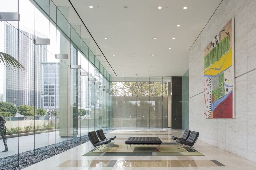 More Photos Of 1901 Avenue of the Stars, Los Angeles Office For Lease