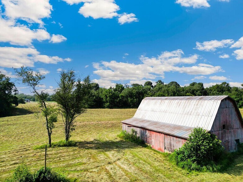 More Photos Of East Andrew Johnson Highway, Greeneville Land For Sale