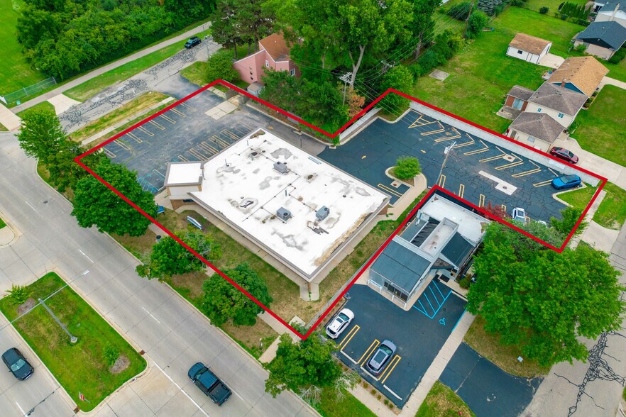 More Photos Of 25354 Evergreen Rd, Southfield Medical For Lease