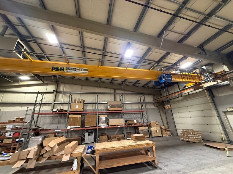 More Photos Of 2900 Sutherland Dr, Union Gap Manufacturing For Lease