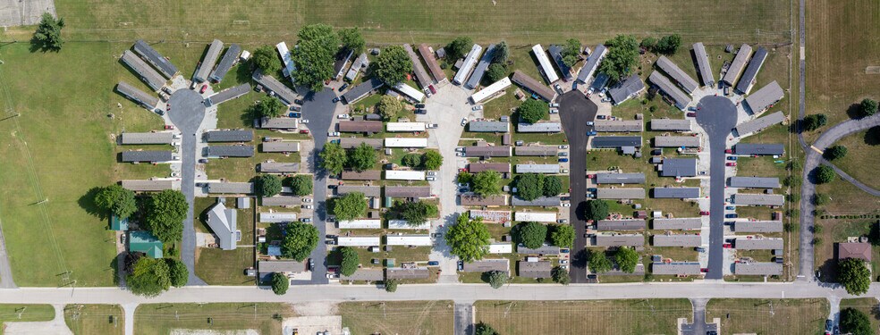 More Photos Of 205 W Marshall St, Argos Manufactured Housing Mobile Home Park For Sale