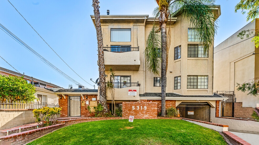 More Photos Of 5319 Cartwright Ave, North Hollywood Apartments For Sale