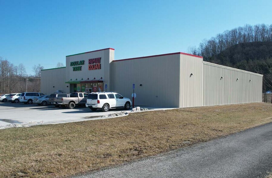 More Photos Of 3181 Ky-3630, Annville General Retail For Sale