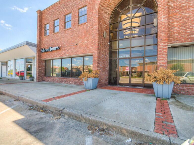 More Photos Of 6656 NW 39th Expy, Bethany Office For Lease