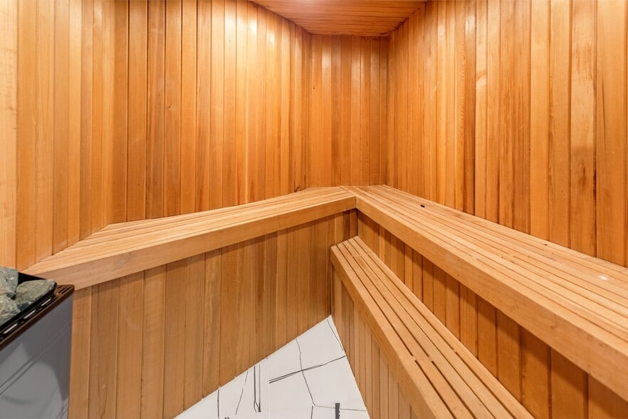 More Photos Of 157 Cliff Rd, Port Jefferson Specialty For Sale