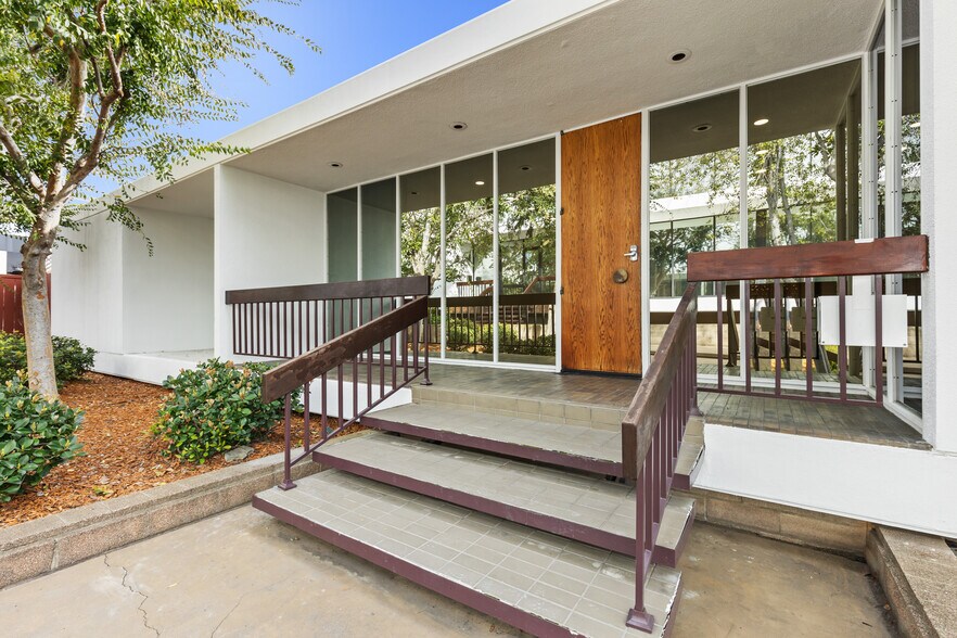 More Photos Of 3003 4th Ave, San Diego Medical For Lease