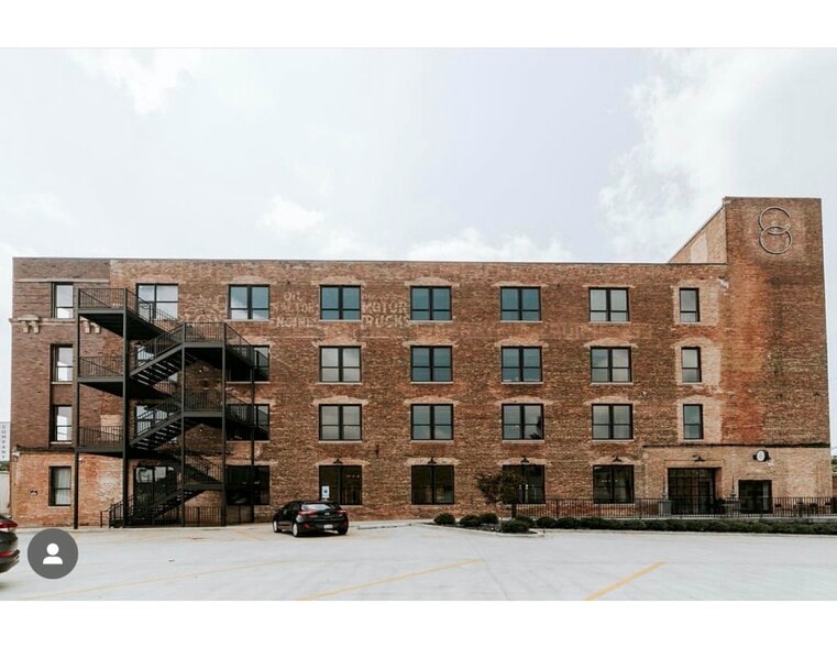 More Photos Of 251-261 S River St, Aurora Warehouse For Sale