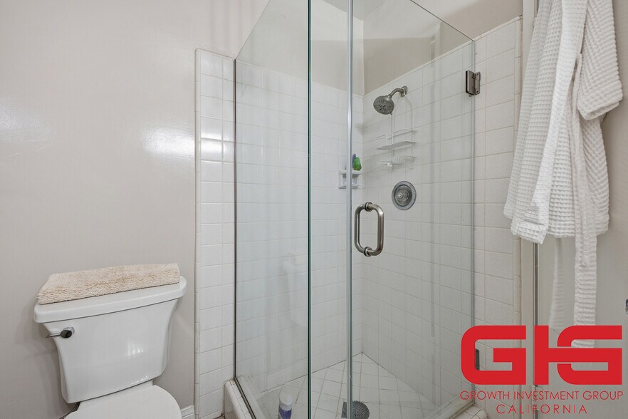 More Photos Of 1818 Ramona Ave, South Pasadena Apartments For Sale