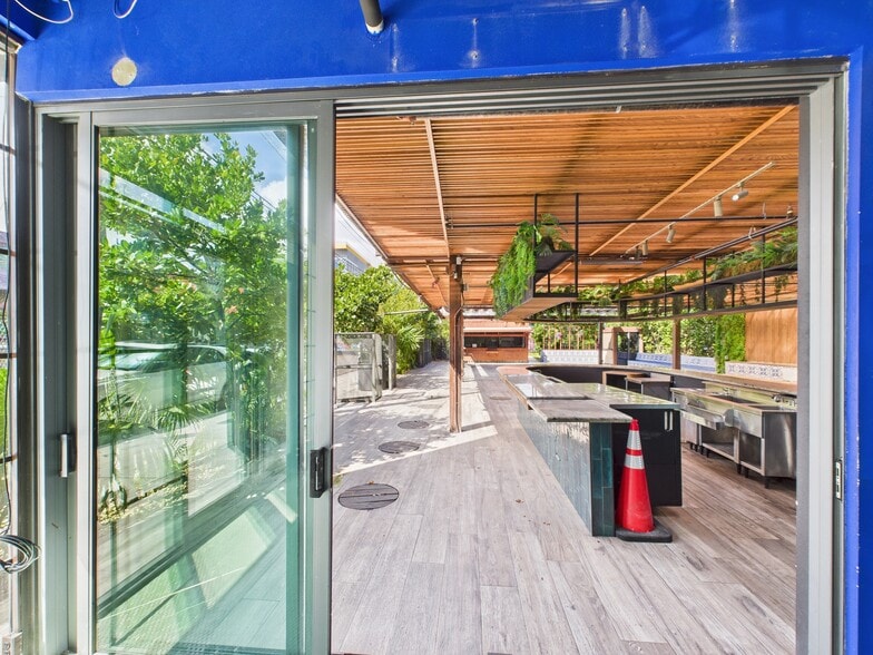 More Photos Of 2509 N Miami Ave, Miami Loft Creative Space For Lease