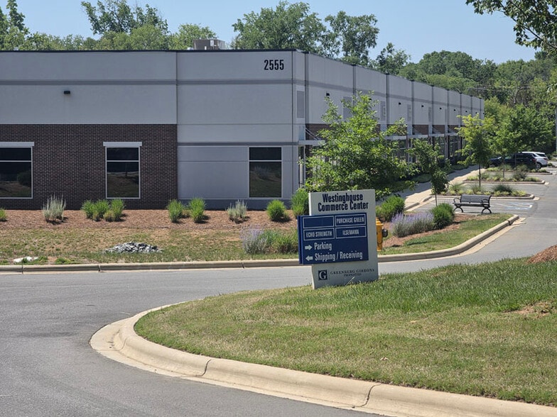 More Photos Of 2555 Westinghouse Blvd, Charlotte Light Distribution For Lease