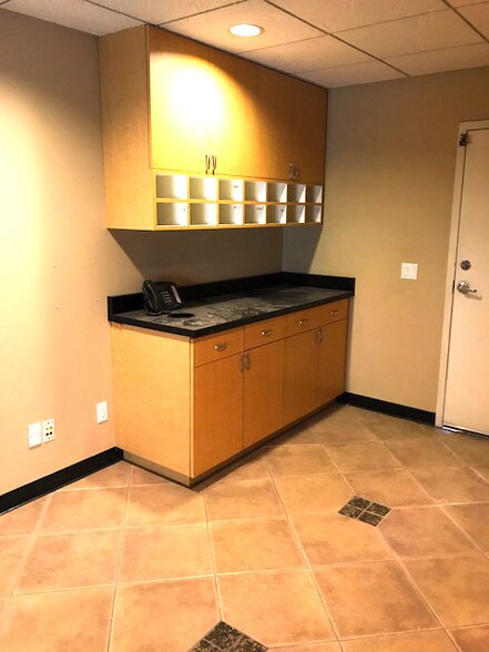 More Photos Of 118 N State College Blvd, Fullerton Medical For Lease