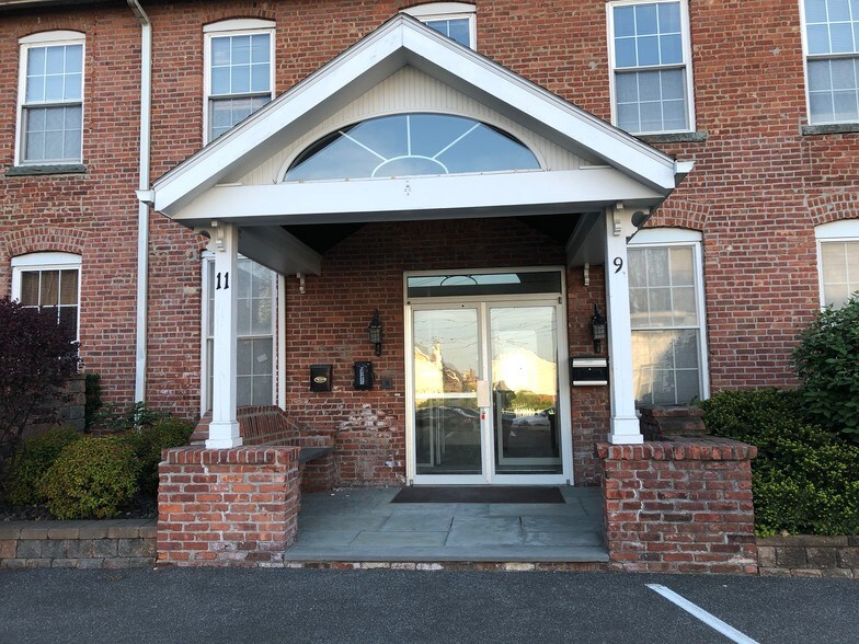 More Photos Of 9-15 Mill St, Nyack Office For Lease