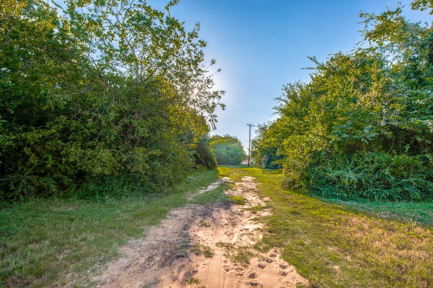 1020 Willowwood St, Denton, TX 76205 Land For Sale