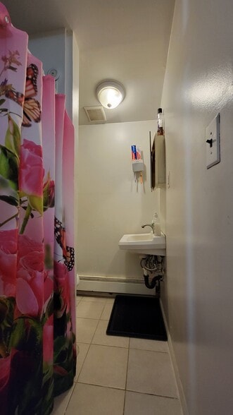 More Photos Of 520 Highway 33, Millstone Township Apartments For Sale