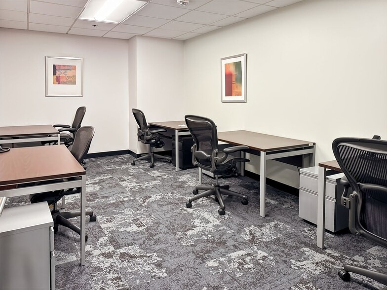 More Photos Of 6701 Democracy Blvd, Bethesda Coworking Space