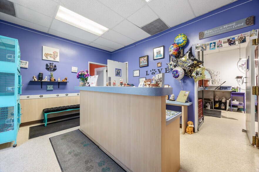 More Photos Of 150 S Monte Vista Ave, San Dimas Loft Creative Space For Sale