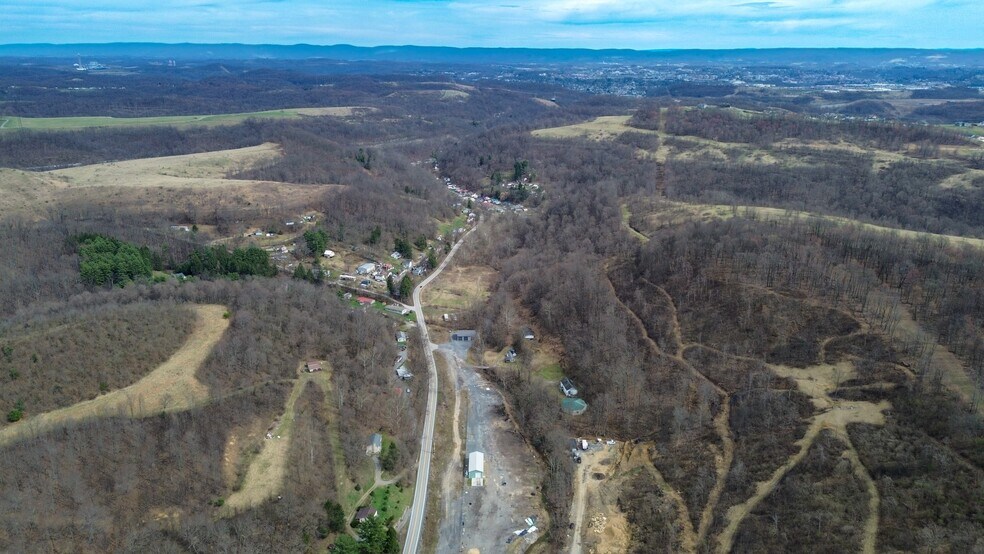 More Photos Of 469 Mason Dixon Hwy, Morgantown Distribution For Sale