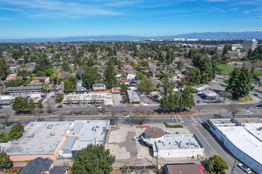 More Photos Of 1313 W El Camino Real, Mountain View Freestanding For Sale