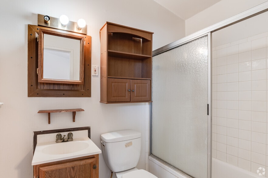 More Photos Of 4431-4435 Holt Rd, Holt Apartments For Sale