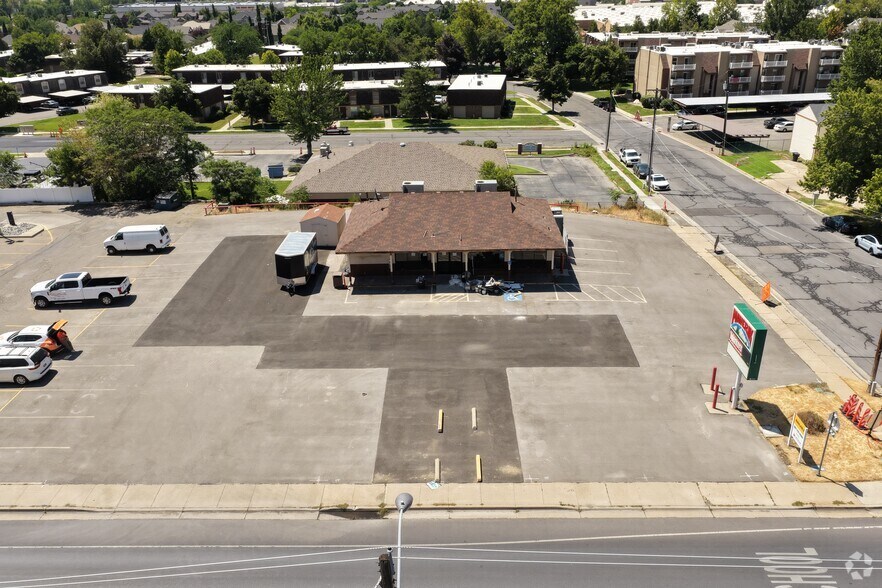 More Photos Of 115 N Main St, Centerville Convenience Store For Sale
