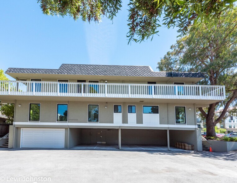 More Photos Of 558 Brewster Ave, Redwood City Loft Creative Space For Lease