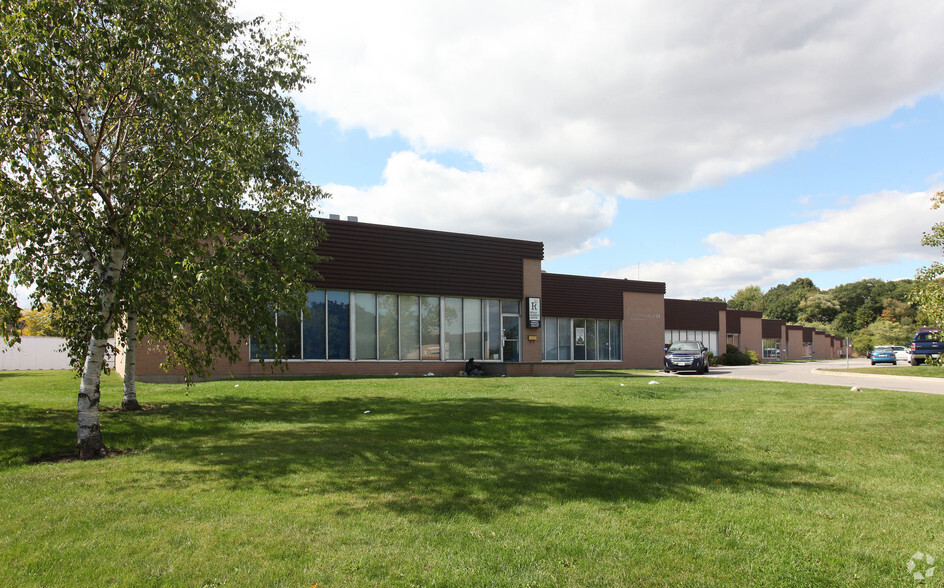 Primary Photo Of 505 Iroquois Shore Rd, Oakville Flex For Lease