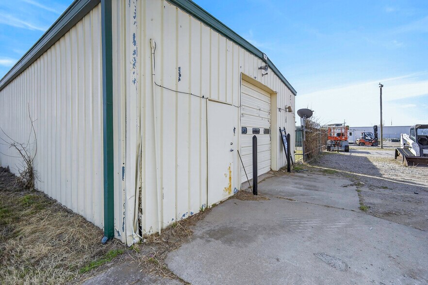 More Photos Of ,  Unknown For Sale