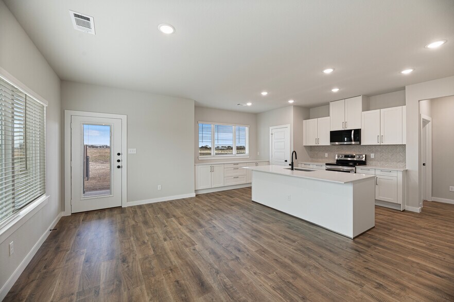 More Photos Of 4405 Clovis Ct, Midlothian Apartments For Sale