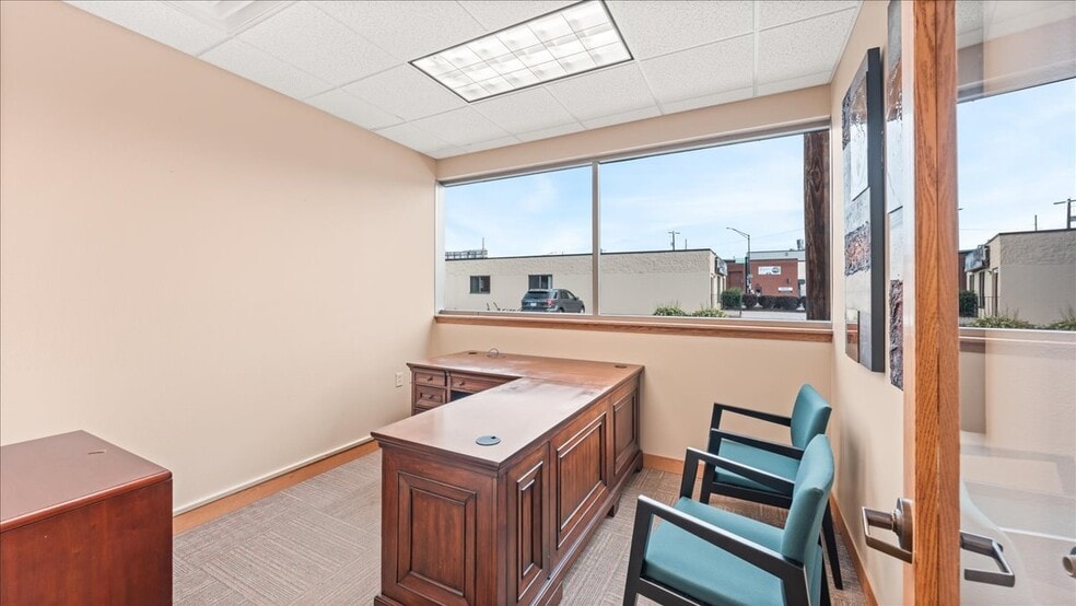More Photos Of 1212 Horton St, La Crosse Office For Lease